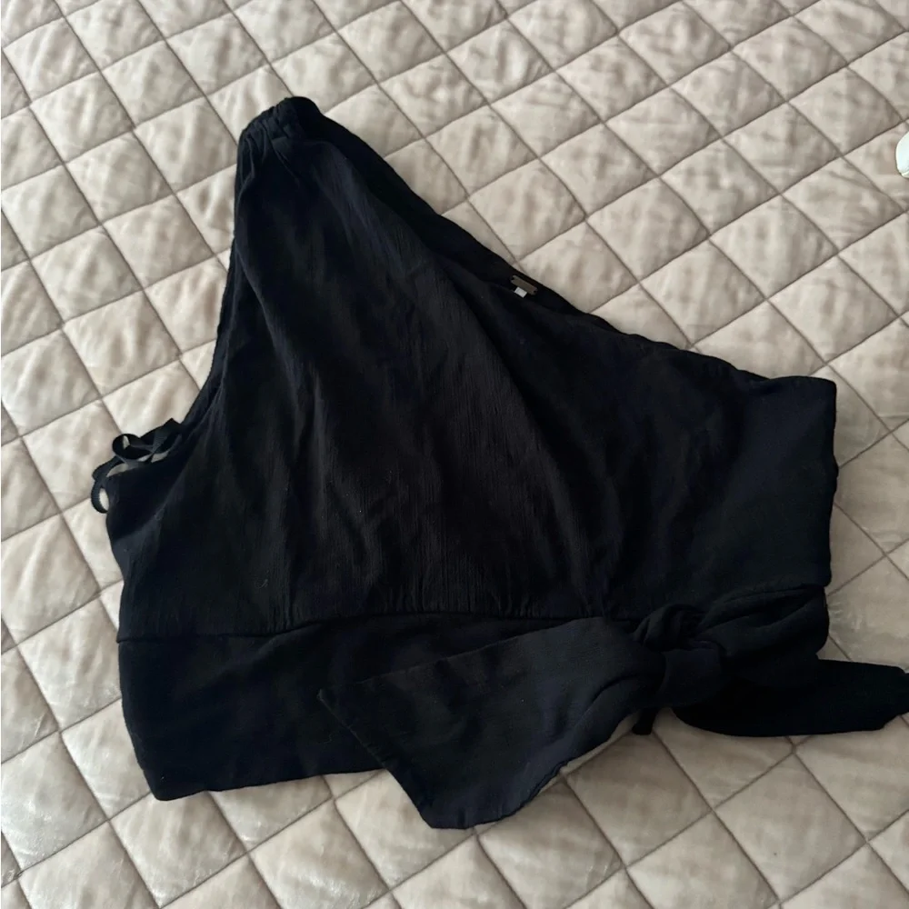 Free People One Shoulder Black Crop Top, Large